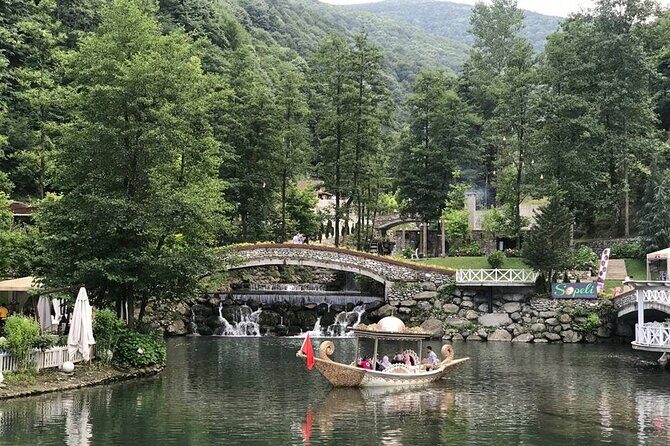 Sapanca Lake & Masukiye Tour From Istanbul - Aqua Marine stop: optional choices without stealing the whole day