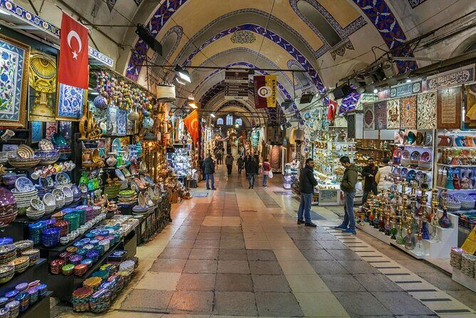 Shopping tours in Istanbul Bazaars - Why This 4–5 Hour Bazaar Route Works