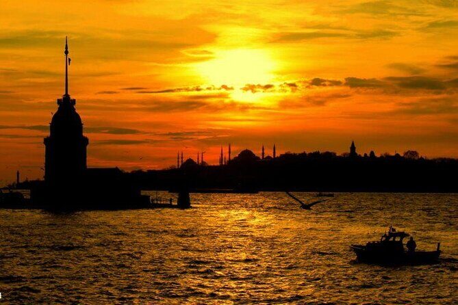 Short Guided Bosphorus Sunset Cruise - Meeting at Sultanahmet and Getting to the Departure Pier