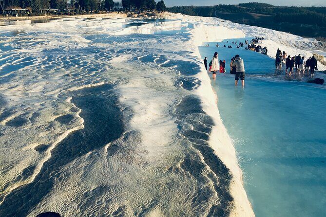 Skip the Line Pamukkale Tour for Crusiers from Kusadasi Port - Small group size: why 16 people can feel like a win