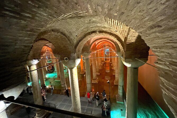 Skip-the-Line Ticket to Basilica Cistern - Hourly Sessions (10:00–17:00) and Why the Timing Matters