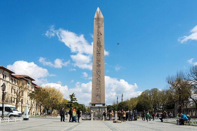 Small Group Full-Day Istanbul Tour: Old City, Asian Side & Lunch - Grand Bazaar: a quick stop with optional learning