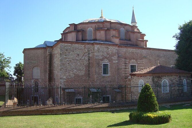 Small Group: Hagia Sophia Tickets Included Best of Istanbul Tour - The Blue Mosque (45 minutes) and the short stops that still pay off