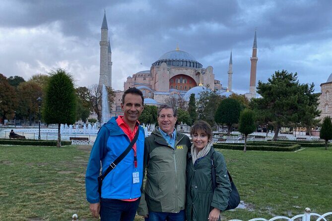 Small Group Tour: Hagia Sophia, Basilica Cistern, Blue Mosque and Grand Bazaar - Grand Bazaar: 4,000+ shops, guided so you don’t get lost