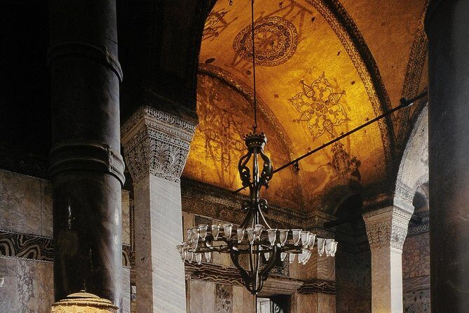 Small Group Tour - Monuments of Istanbul (Morning or Afternoon) - The leather and Turkish carpet factory outlet stop: optional, plan your mindset