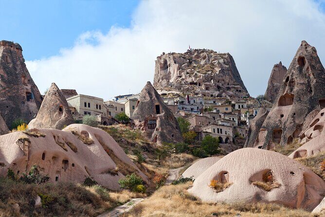 South Cappadocia Green Tour - Pigeon Valley: Fairy Chimneys, Caves, and Church Clues