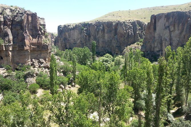 Southern Cappadocia Tour with Ihlara Canyon - Onyx Stop: Gem Browsing as Part of the Day