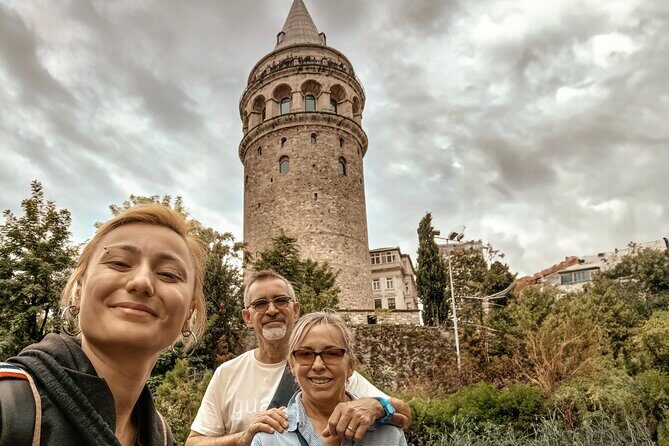 Strolling Through Istanbul's Artistic Streets - Beyoğlu, Walkable and Story-Driven
