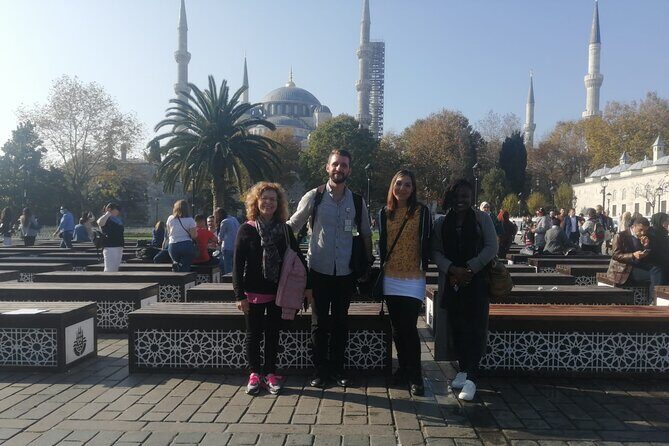 Suleyman's magnificent path: Mosques and Bazaars Tour - The Grand Bazaar: the shortcut is not a map, it’s a guide