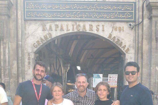 Suleyman's magnificent path: Mosques and Bazaars Tour - Spice Bazaar (Misir Çarşısı): smaller, focused, and easier to enjoy