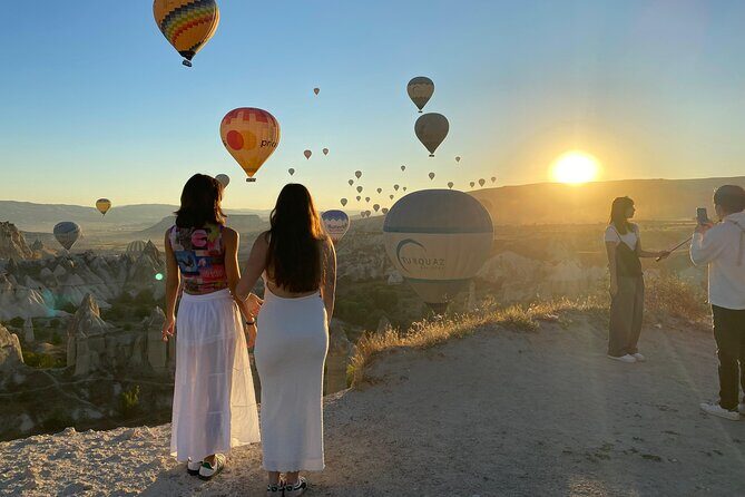 Sunrise Balloon Watching Tour with Photographer in Goreme - Photographer support, plus the little stuff that saves time