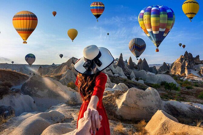 Sunrise Hot Air Balloon Flight in Cappadocia (Fairy Chimneys) - Comfort vs group size: what “up to 28” means for your experience