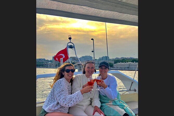 Sunset Bosphorus Yacht Tour in Istanbul - Quick take: what makes this Bosphorus sunset cruise worth it