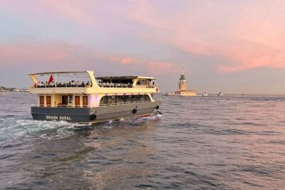 Sunset Cruise with Stop along Asia: Discover Istanbul's Bosphorus - Getting to Sarıdemir and finding your boat on a busy waterfront