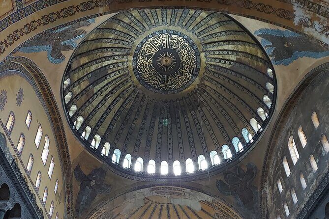 The Must See Old City Tour in Istanbul - Starting at Starbucks Alemdar: where your day actually begins