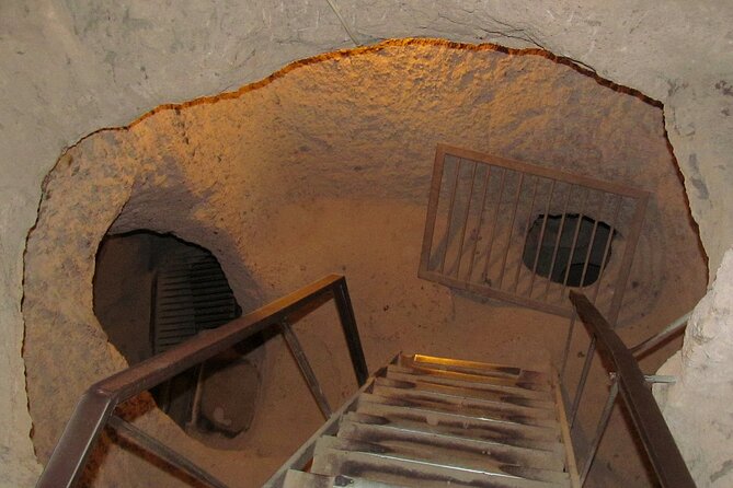 Top Notch Cappadocia: All in 1 Day Cappadocia Tour - Avanos on the Red River: pottery-town energy