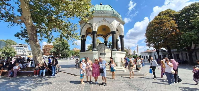 Topkapi Palace & Harem, Skip-the-Line Entry with SMALL GROUP - Harem Time: The Sultan’s Private World (and Why It’s Worth It)