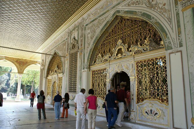 Topkapi Palace Harem Ticket & Tour-Prepay & Balance at meeting - Price Breakdown: $36.14 Plus On-Site Entrance and Facility Fees