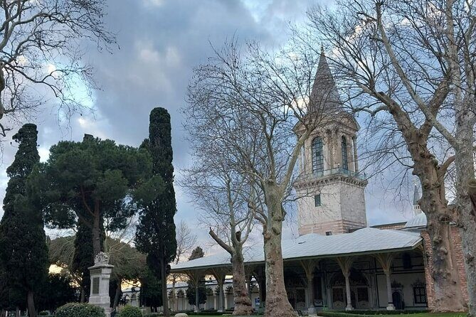 Topkapi Palace with Harem Walking Tour with Guide - Harem Section Time: The Part Many People Walk Past