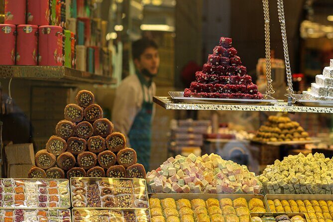 Traditional Tastes on a Private Istanbul Food and Culture Tour - Eminönü and the Spice Market: herbs, Turkish delight, and daily favorites
