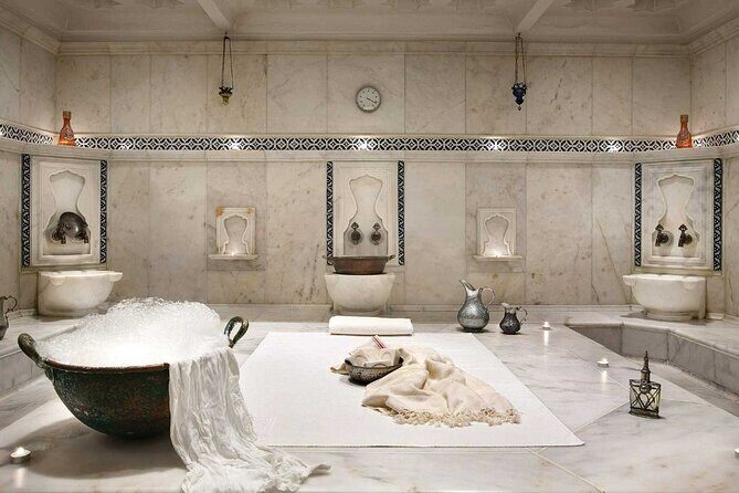 Traditional Turkish Bath, Massage, Face Mask, Peeling in Istanbul - Massage and Face Mask: The Part That Turns It from Clean to Calm