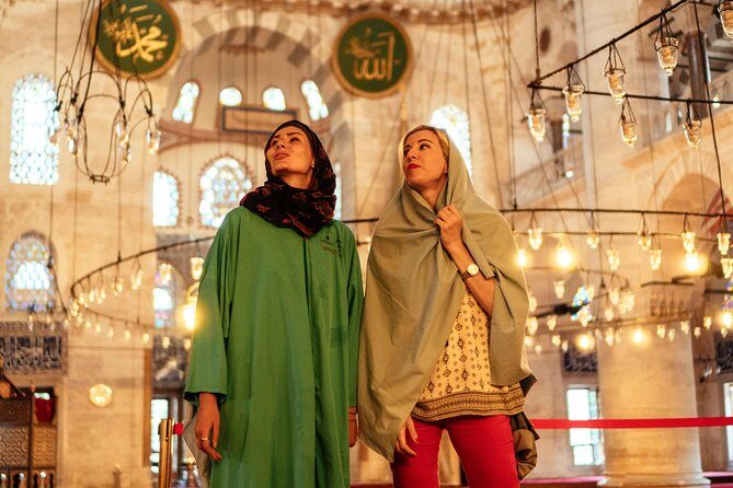 Treasures of Istanbul: Hagia Sophia Private Tour - Meeting at Meydanı Caddesi: keep it simple and be early