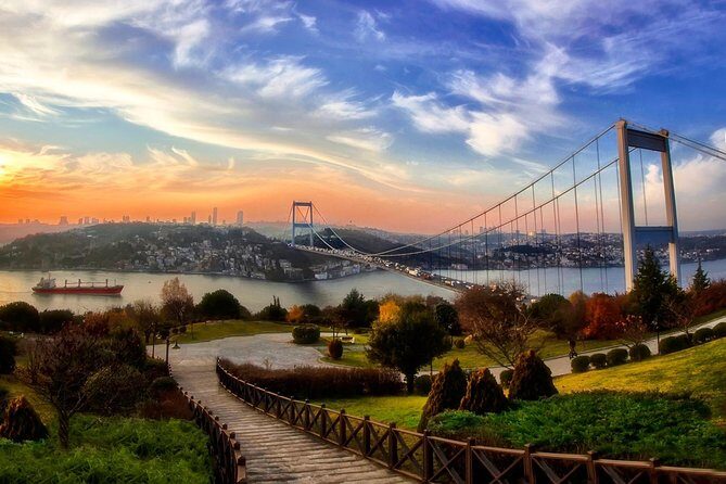 True Discovery: Full Day Tour and Cruise of Istanbul - Eyüp Sultan Mosque: a quieter Ottoman-era stop near the Golden Horn