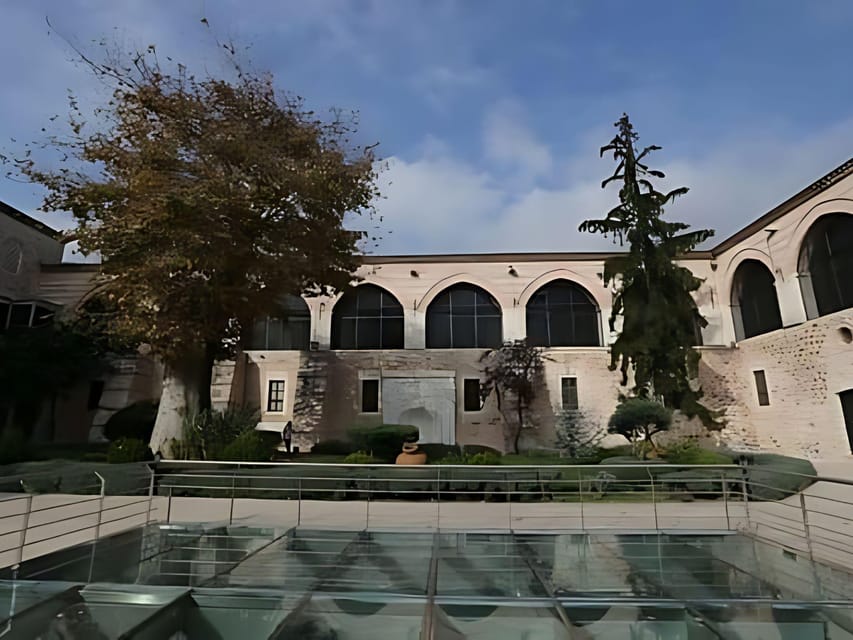 Turkish and Islamic Arts Museum: Entry Ticket & Audio Guide - Carpets and Textiles: The Gallery That Makes the Whole Museum Click