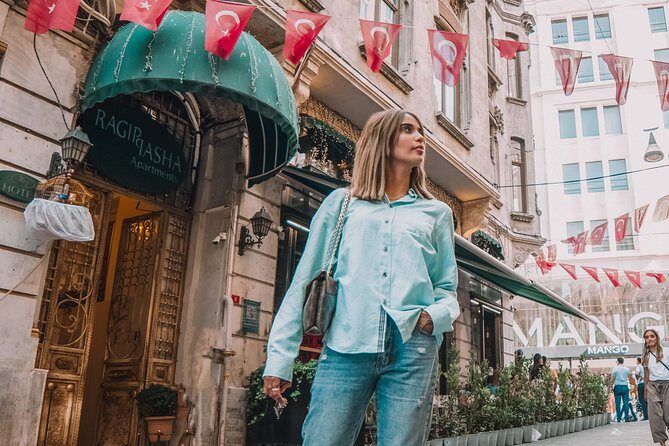 Unforgettable Moments in Istanbul: Photo Shoot for Couples - Where this experience fits best (and who it suits)