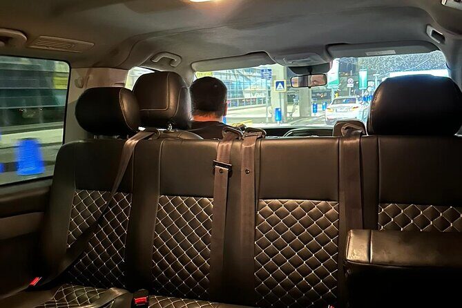 Vip Airport Transfer to/from Istanbul City Center - Provider and Service Style: Kubi, English Support, and Mobile Tickets