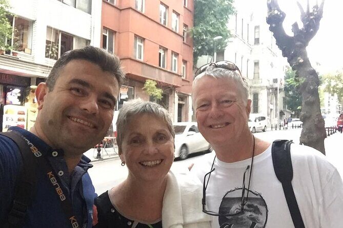 VIP Istanbul-Topkapi Palace Hagia Sophia Blue Mosque GrandBazaar - The 7–8 hour Old City loop (and why the pacing works)
