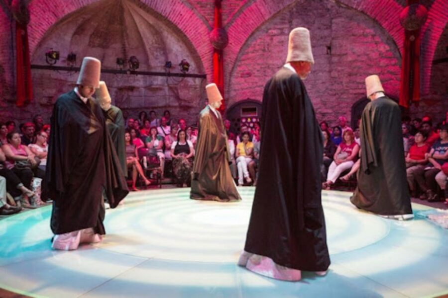 Whirling Dervish Show - Photos and video: what you can capture without breaking the moment