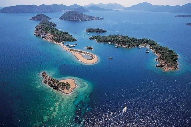Wonders of Turkey - Gulet: Istanbul, Cappadocia, Ephesus, Fethiye - Gocek and the Roman Baths: Swimming in History’s Footprints